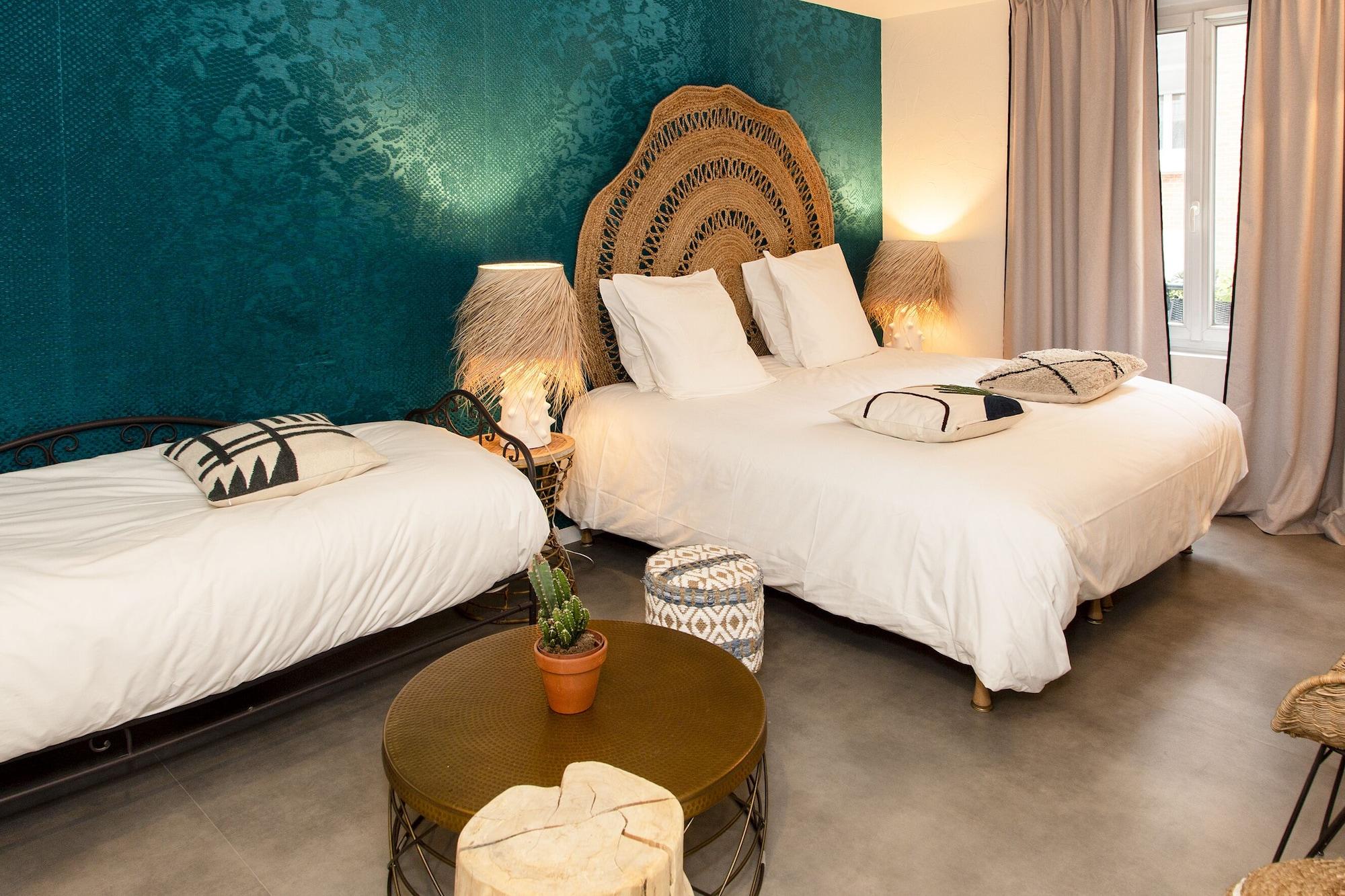 La Finca Hotel & Spa Paris Exterior photo