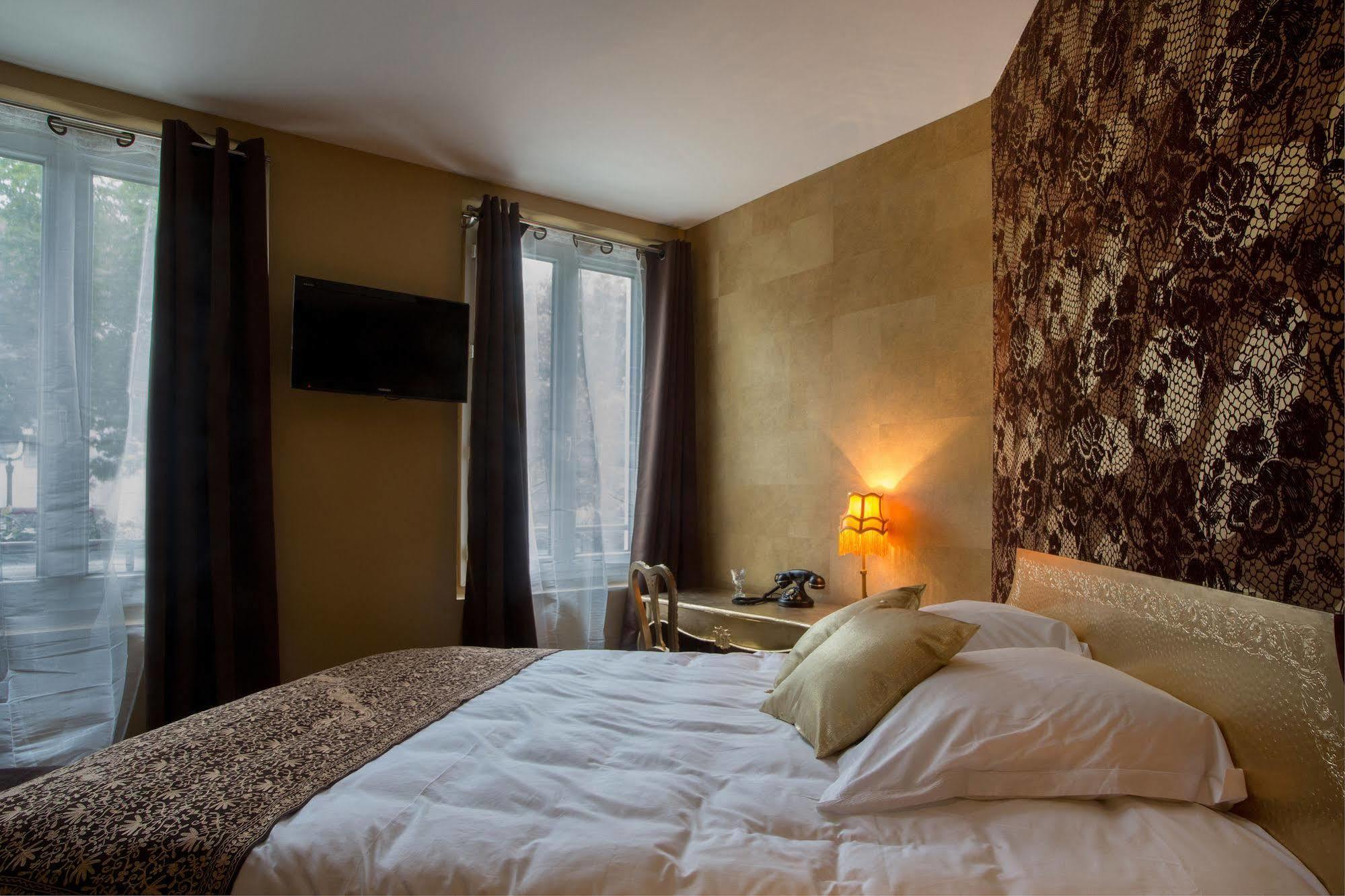 La Finca Hotel & Spa Paris Exterior photo